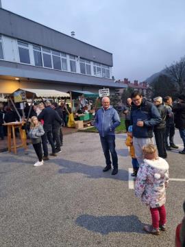 579990IMG-2744b0f2ca93e4dcff49b51a855c2305-V