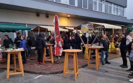 579992IMG-ea09ac51774d3480fbd4ad63361e8f7d-V