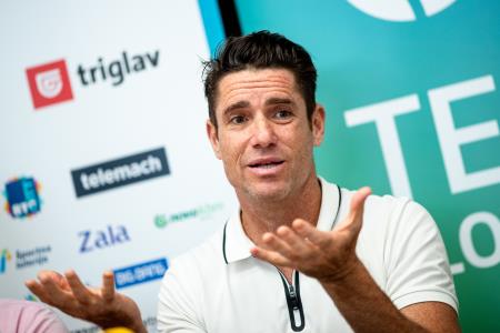 Tennis_Store_0021_240702_MKV