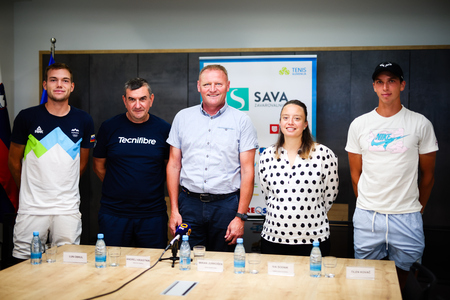 2053_WTT_store_250701_LV