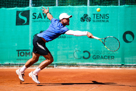 2249_wtt_store_250701_LV