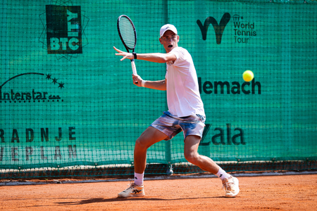 054_wtt_store_finale_250706_LV